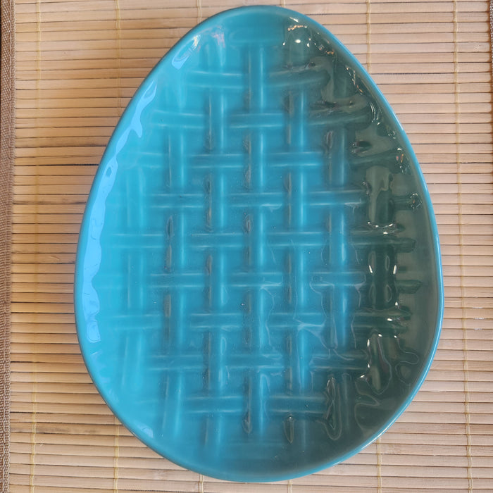 10" Embossed Egg Plate