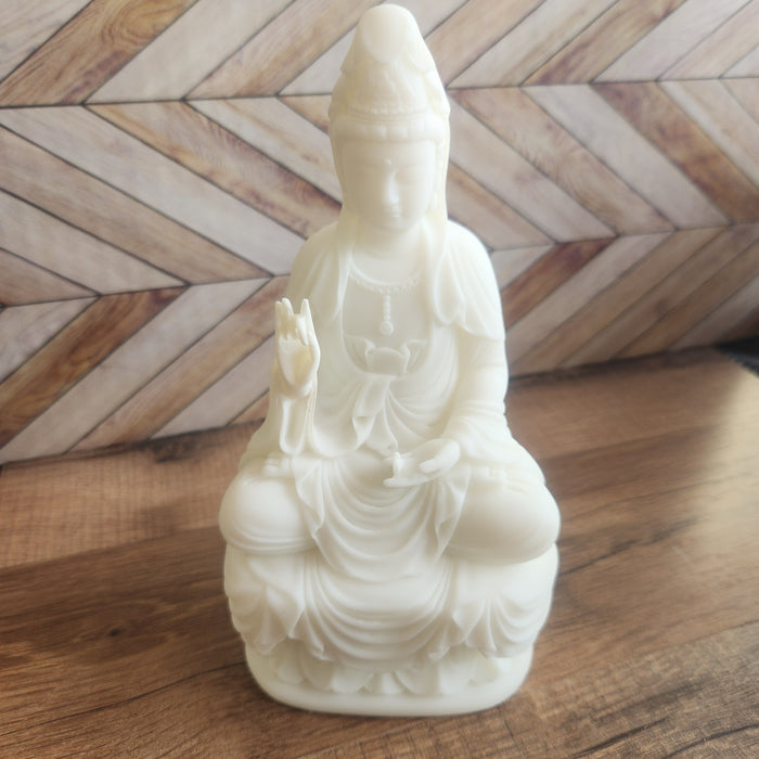 Small Kwan Yin