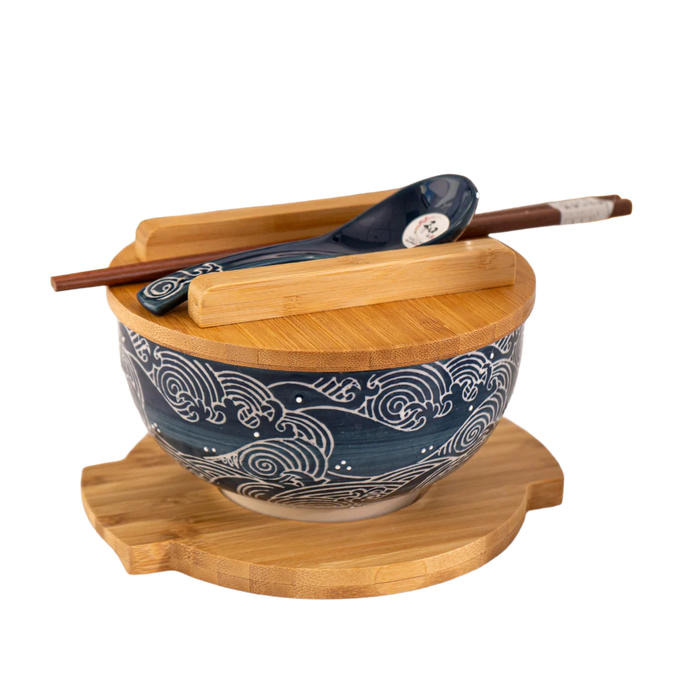 30 oz Bowl w Chopsticks, Spoon, Lid and Trivet