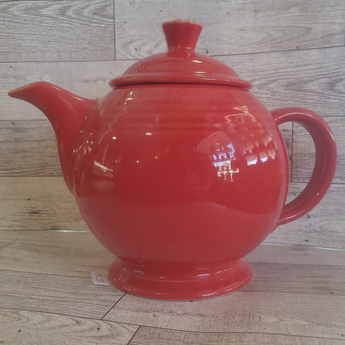 Fiesta Covered Teapot Scarlet, Red