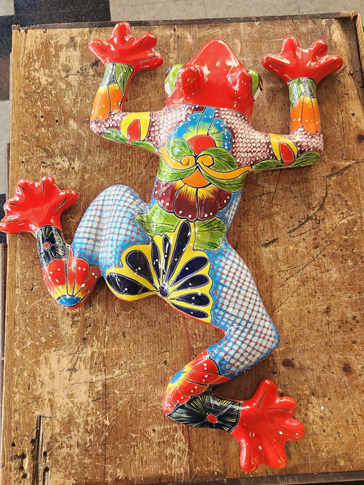Talavera Frog Climbing